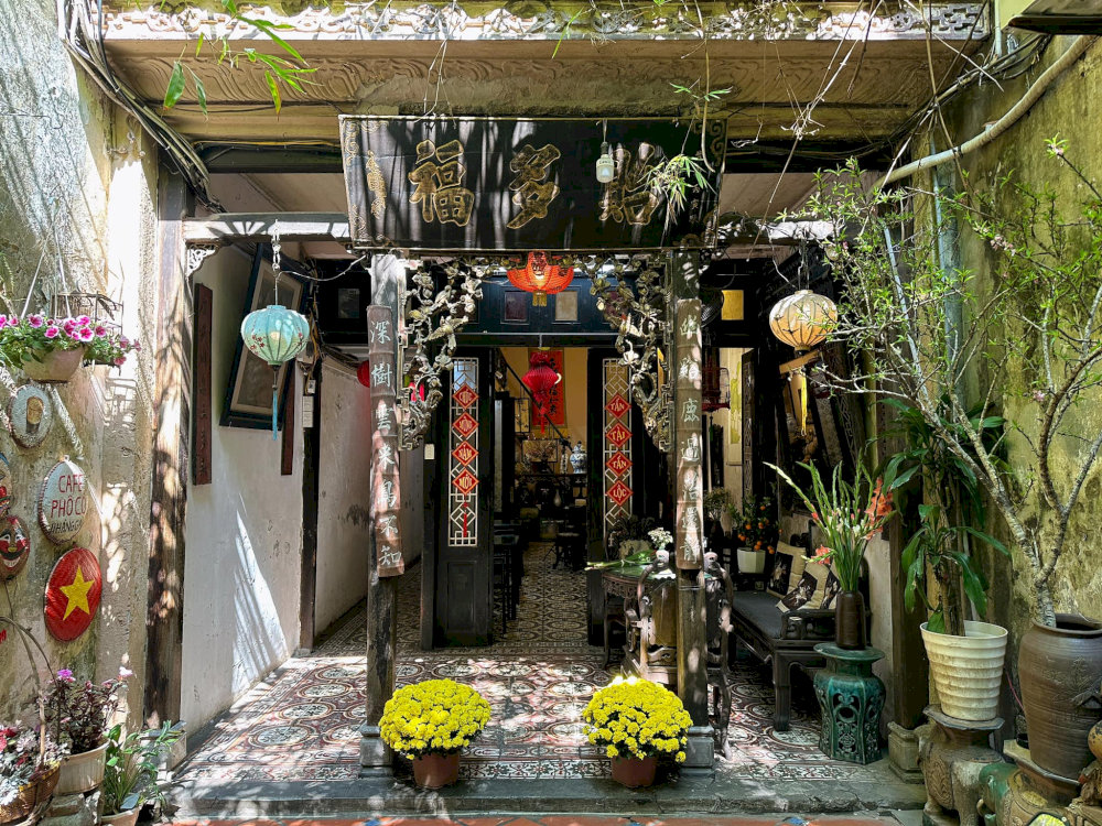Không gian quán Cafe Phố Cổ